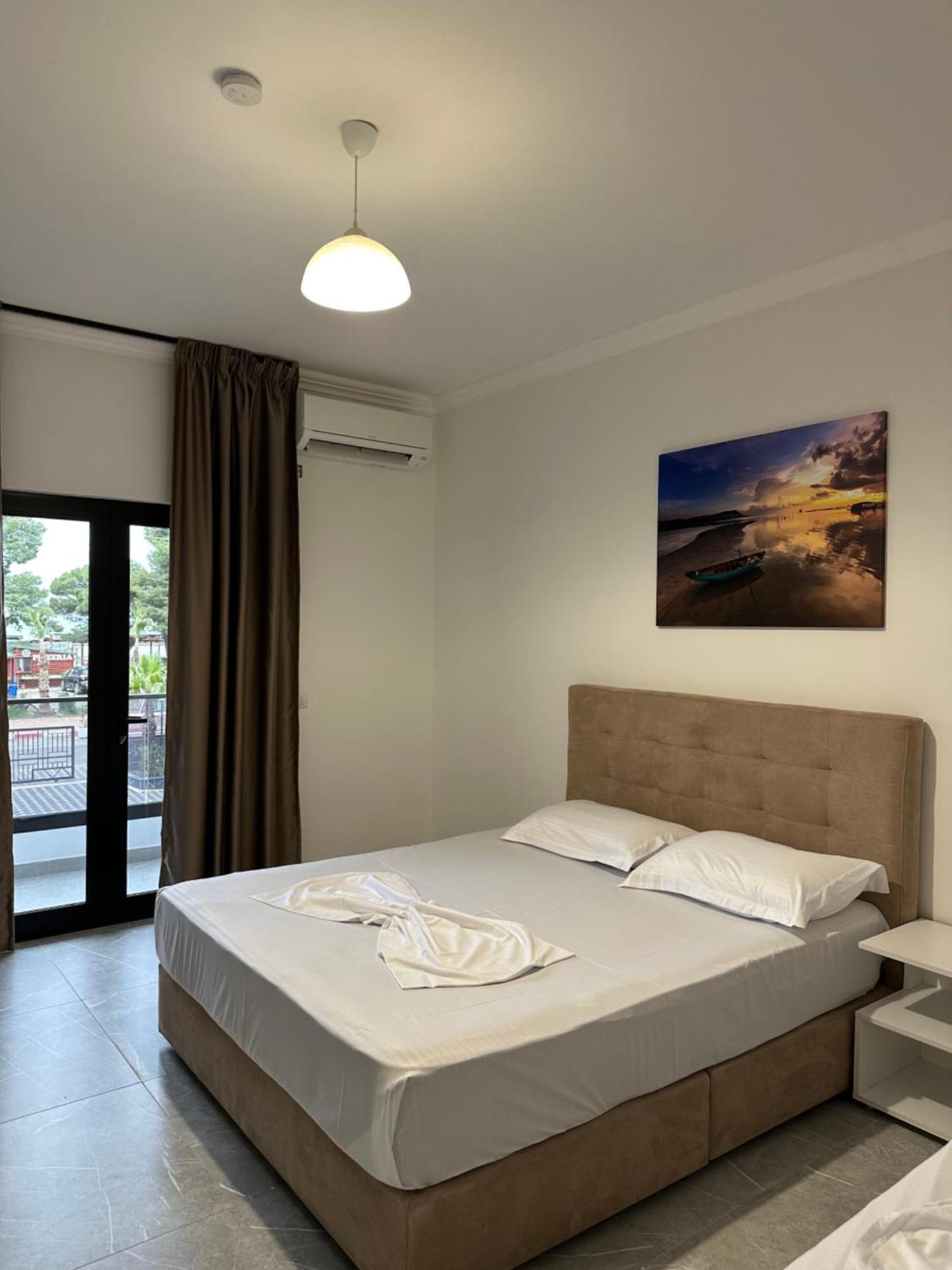 Molla Hotel Restorant Shëngjin 외부 사진