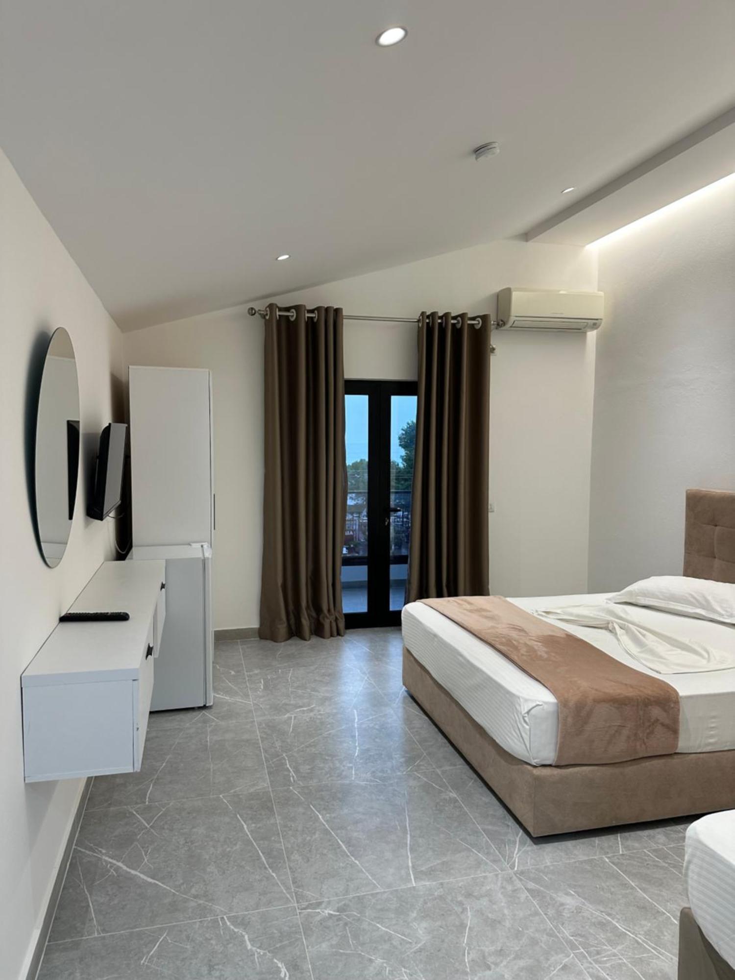 Molla Hotel Restorant Shëngjin 외부 사진